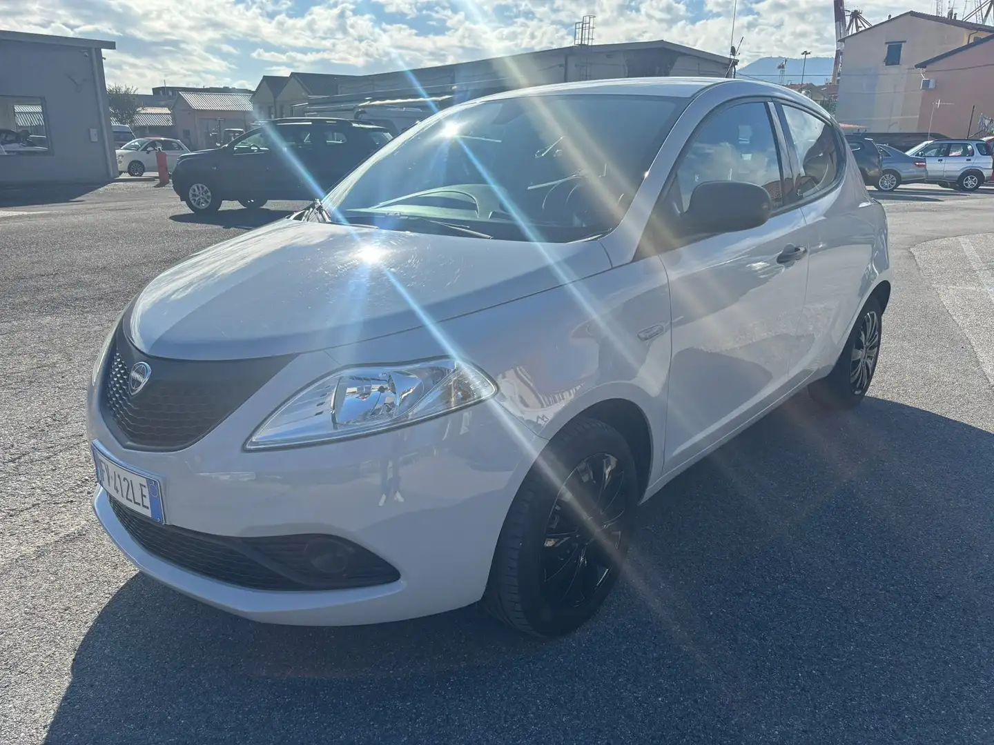Lancia Ypsilon Ypsilon III 2015 1.2 Elefantino Blu s Gris - 1