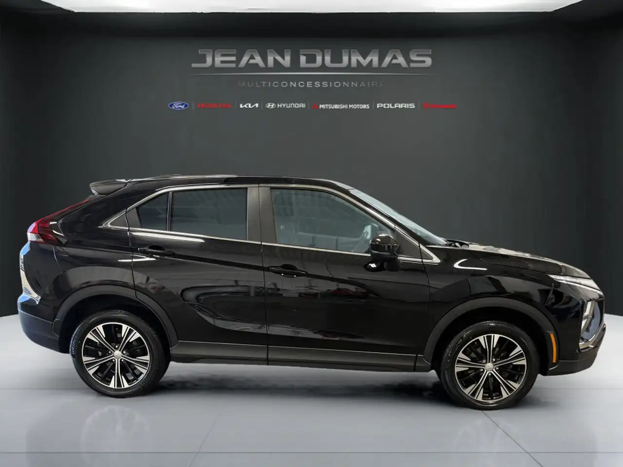 Mitsubishi Eclipse Cross снимка Mitsubishi Eclipse Cross