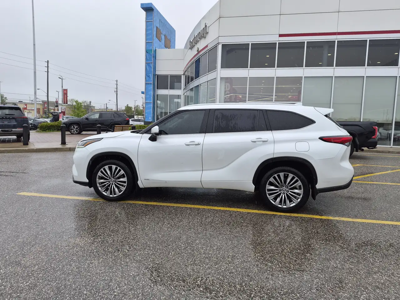 Toyota Highlander снимка Toyota Highlander