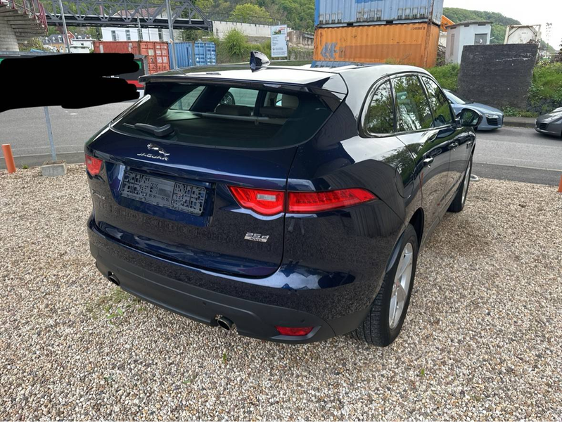 Jaguar F-Pace Prestige AWD — photo 5
