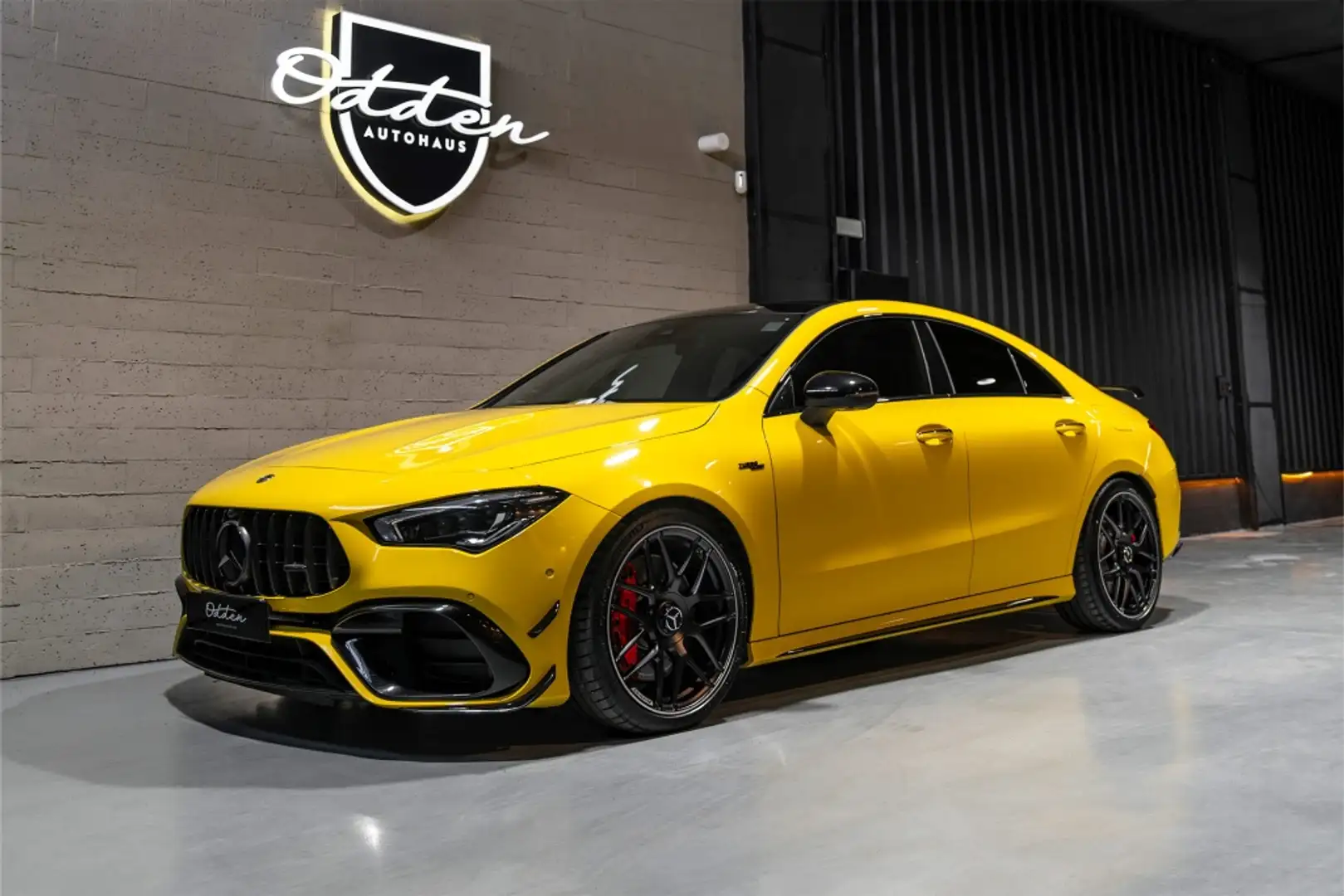 Mercedes-Benz CLA 45 AMG S 4Matic+ 8G-DCT Amarillo - 1