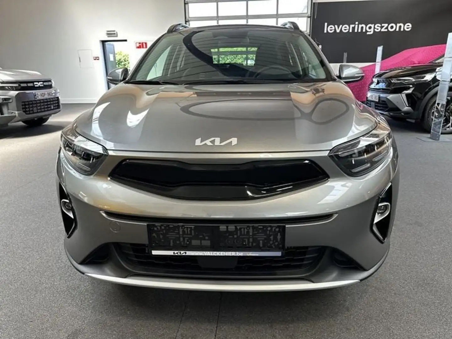 Kia Stonic Inspire Plus 1.0T 100 DCT / Valckenier Aalst Grijs - 2