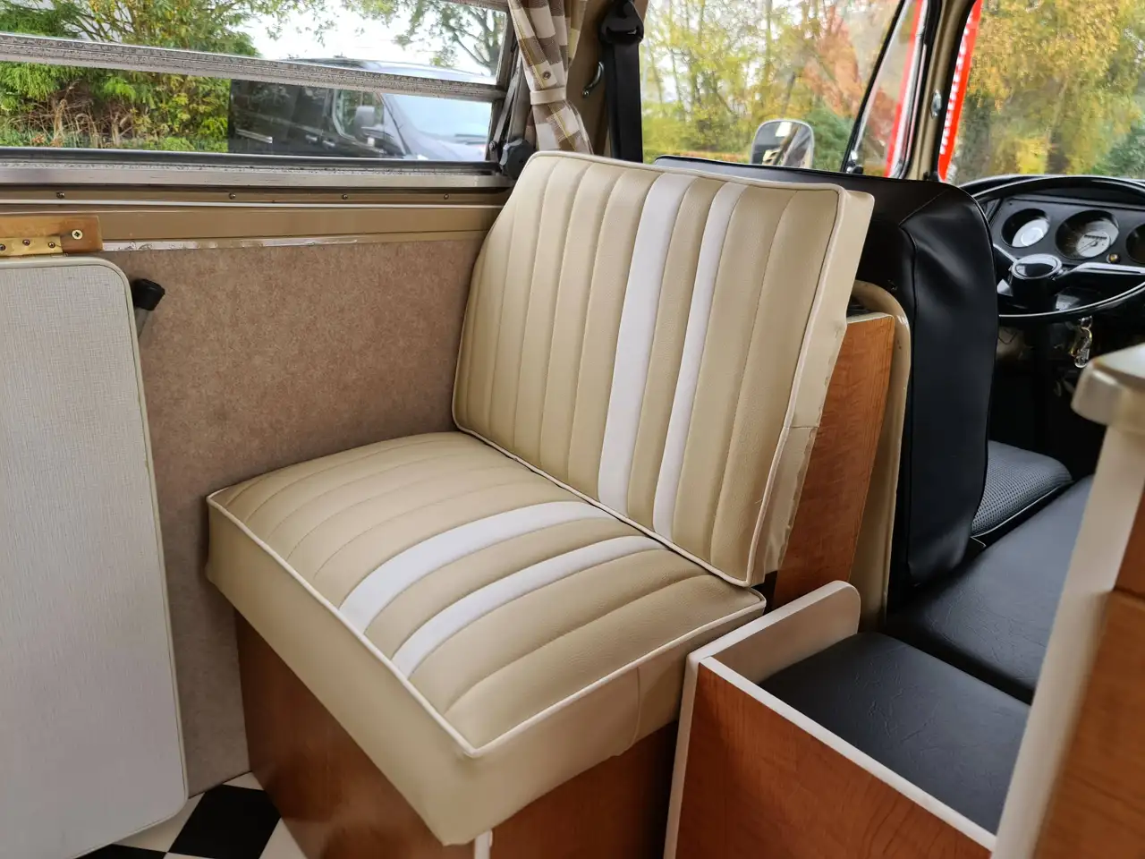 Volkswagen T2 Westfalia Camper, foto 11