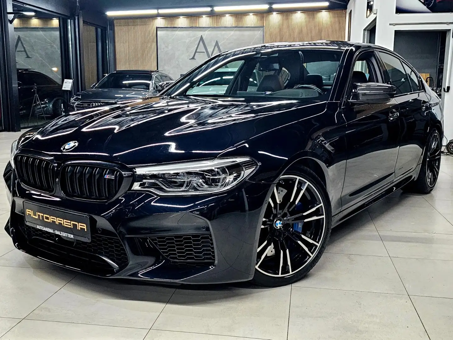 BMW M5 CARBON*M-SITZE*BOWSER & WILKINS*INDIVIDUAL* Noir - 2