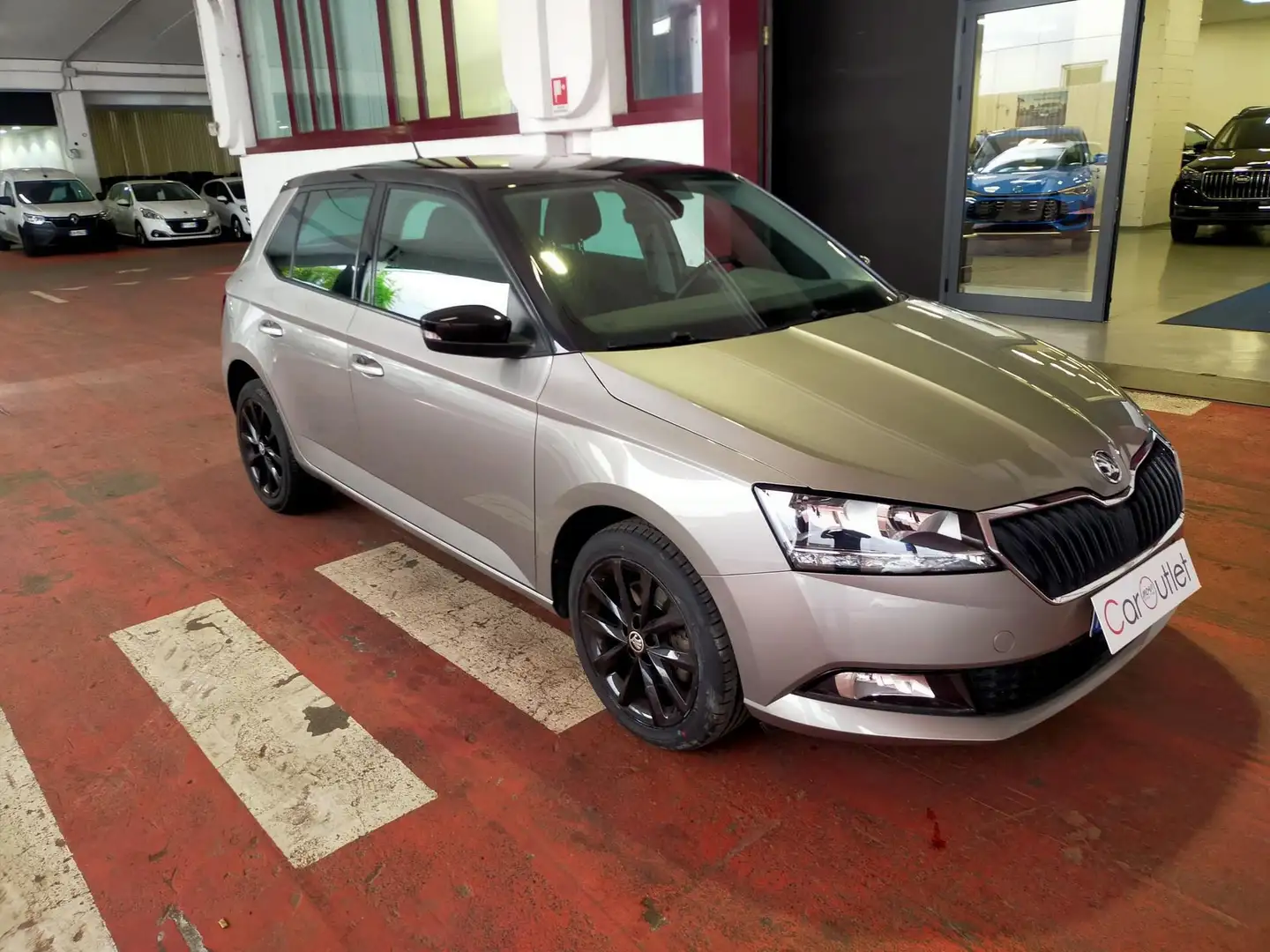 Skoda Fabia 1.0 MPI 60 CV Twin Color Nero Gris - 1