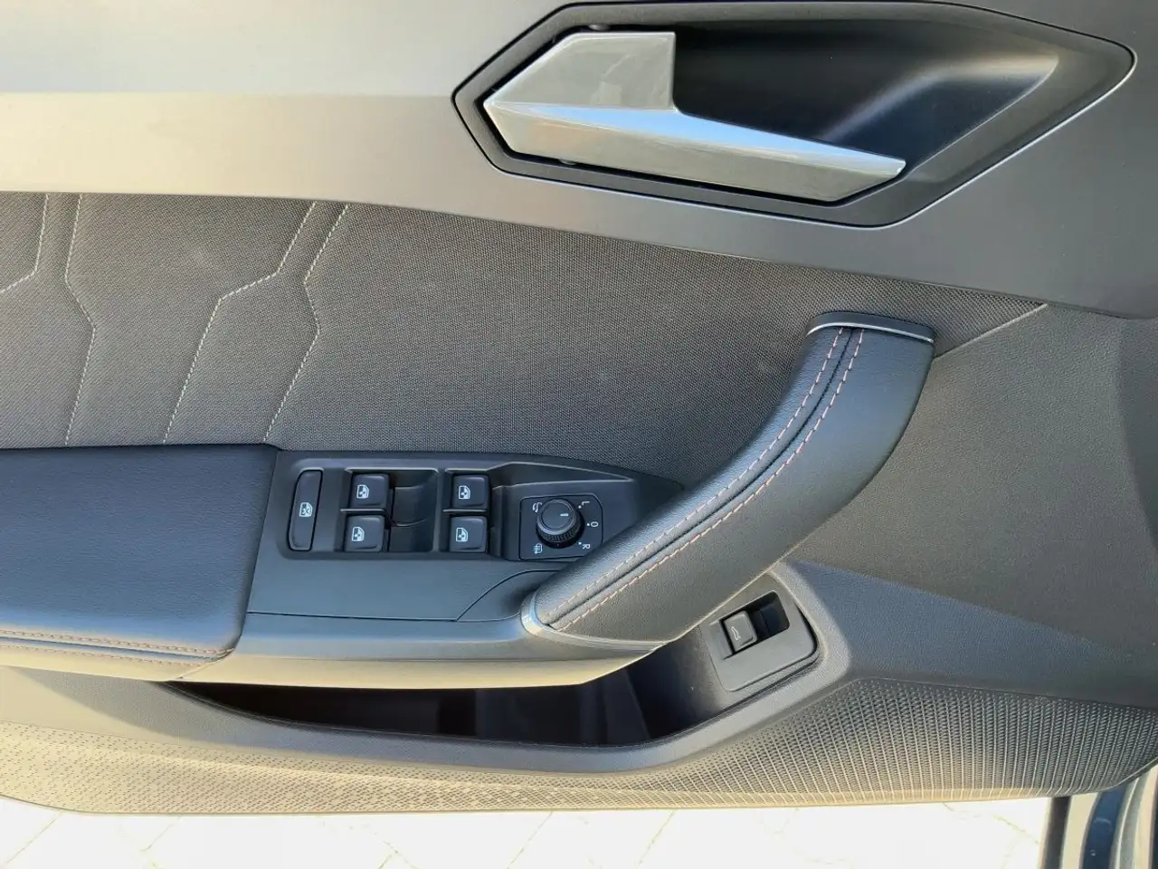 Cupra Leon ST 2.0 TDI DSG 5JG+LED+NAVI+ACC+SHZ+AHK+RFK, миниатюра 16
