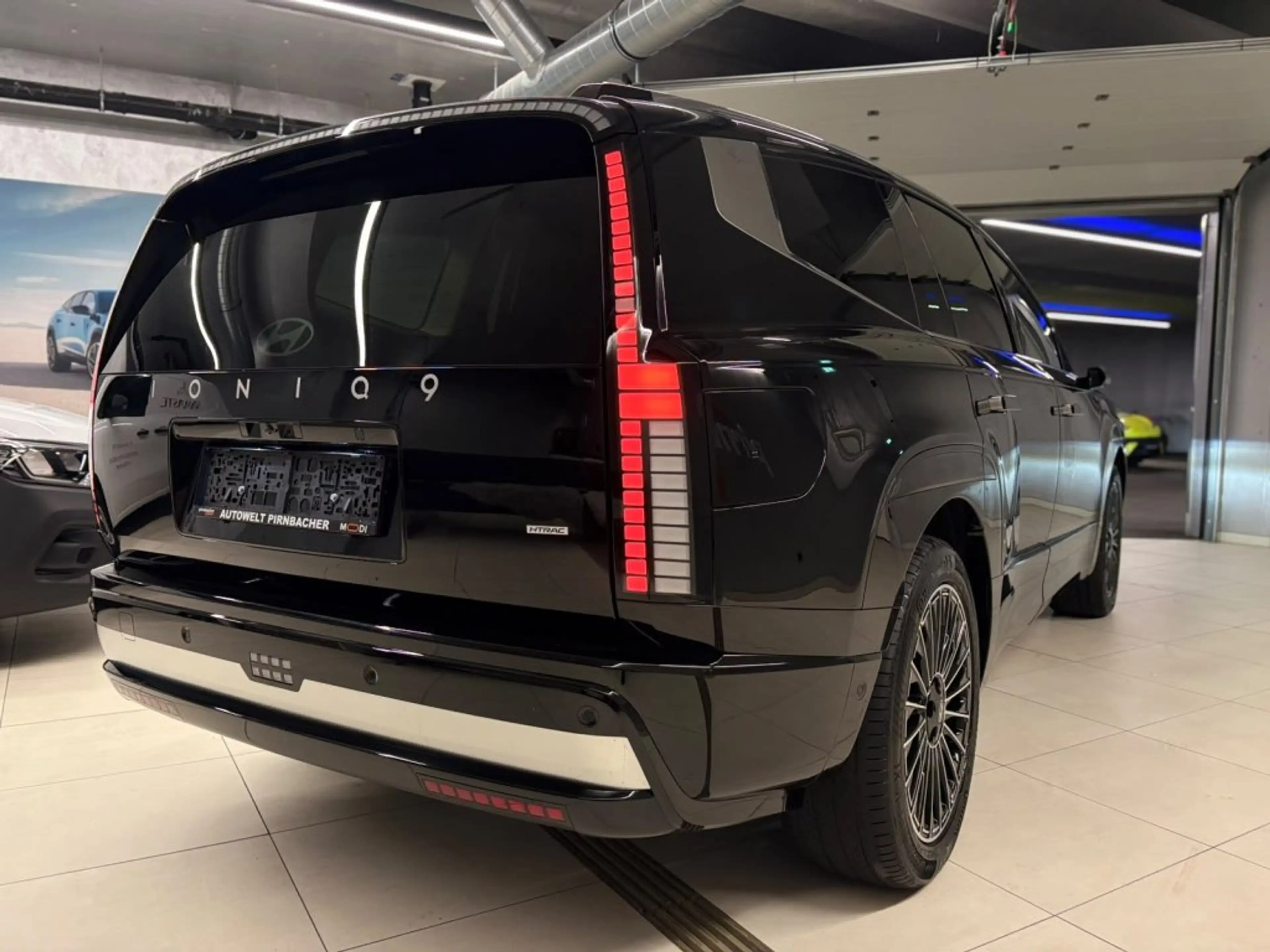 Hyundai IONIQ 9 Calligraphy 110 kWh 4WD 96c61-P3-O2/3 — photo 6