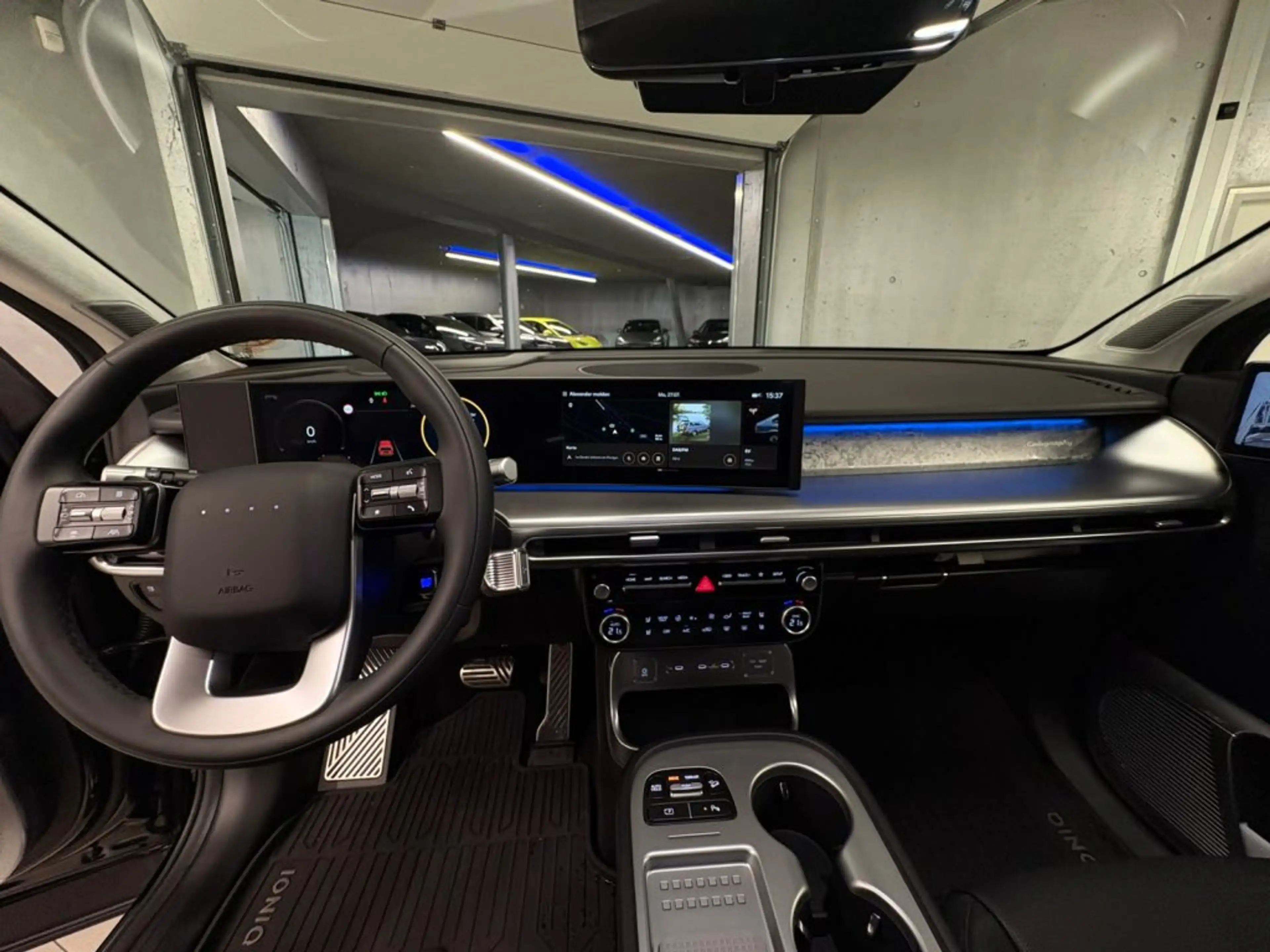 Hyundai IONIQ 9 Calligraphy 110 kWh 4WD 96c61-P3-O2/3 — photo 11