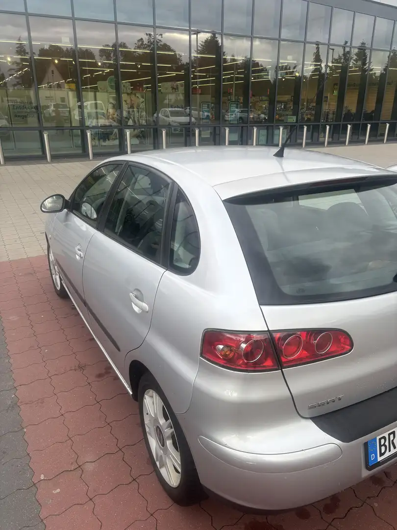 SEAT Ibiza Gri - 1