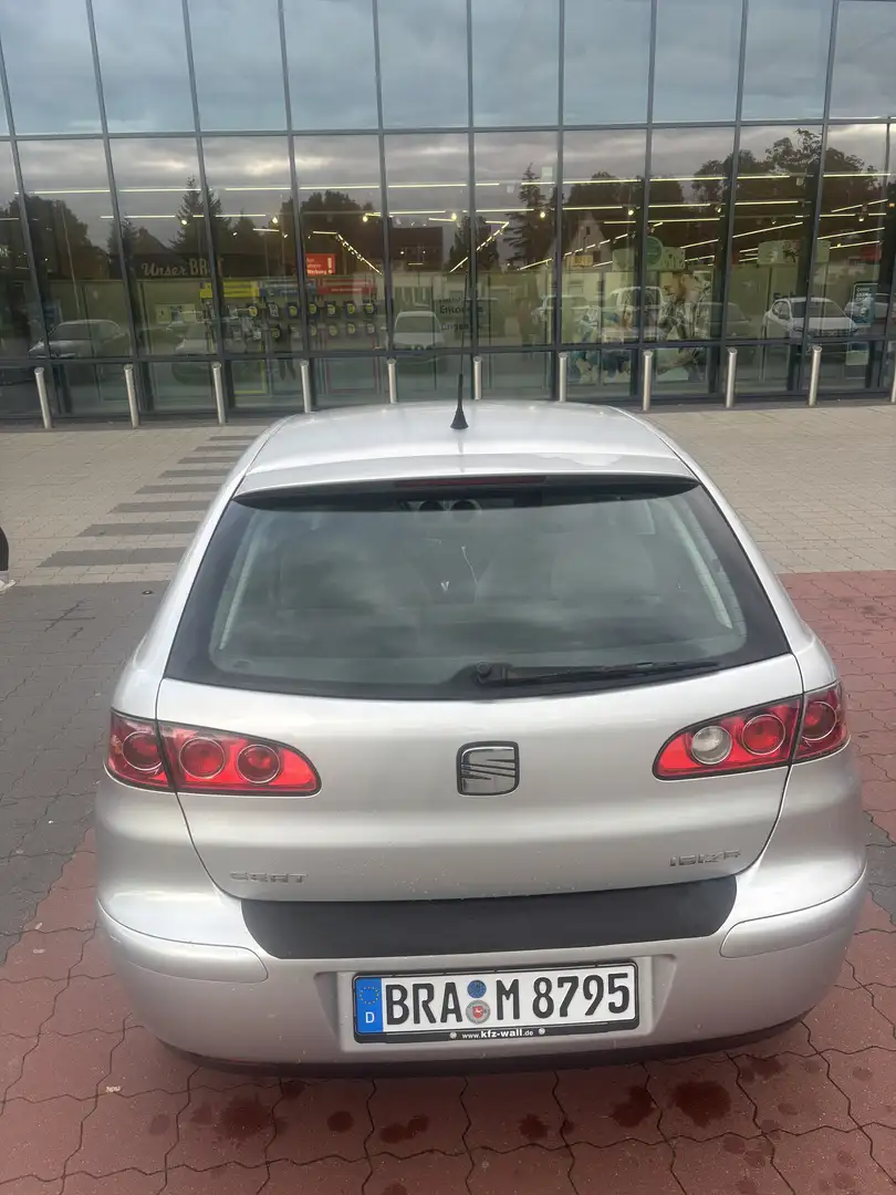 SEAT Ibiza Gri - 2