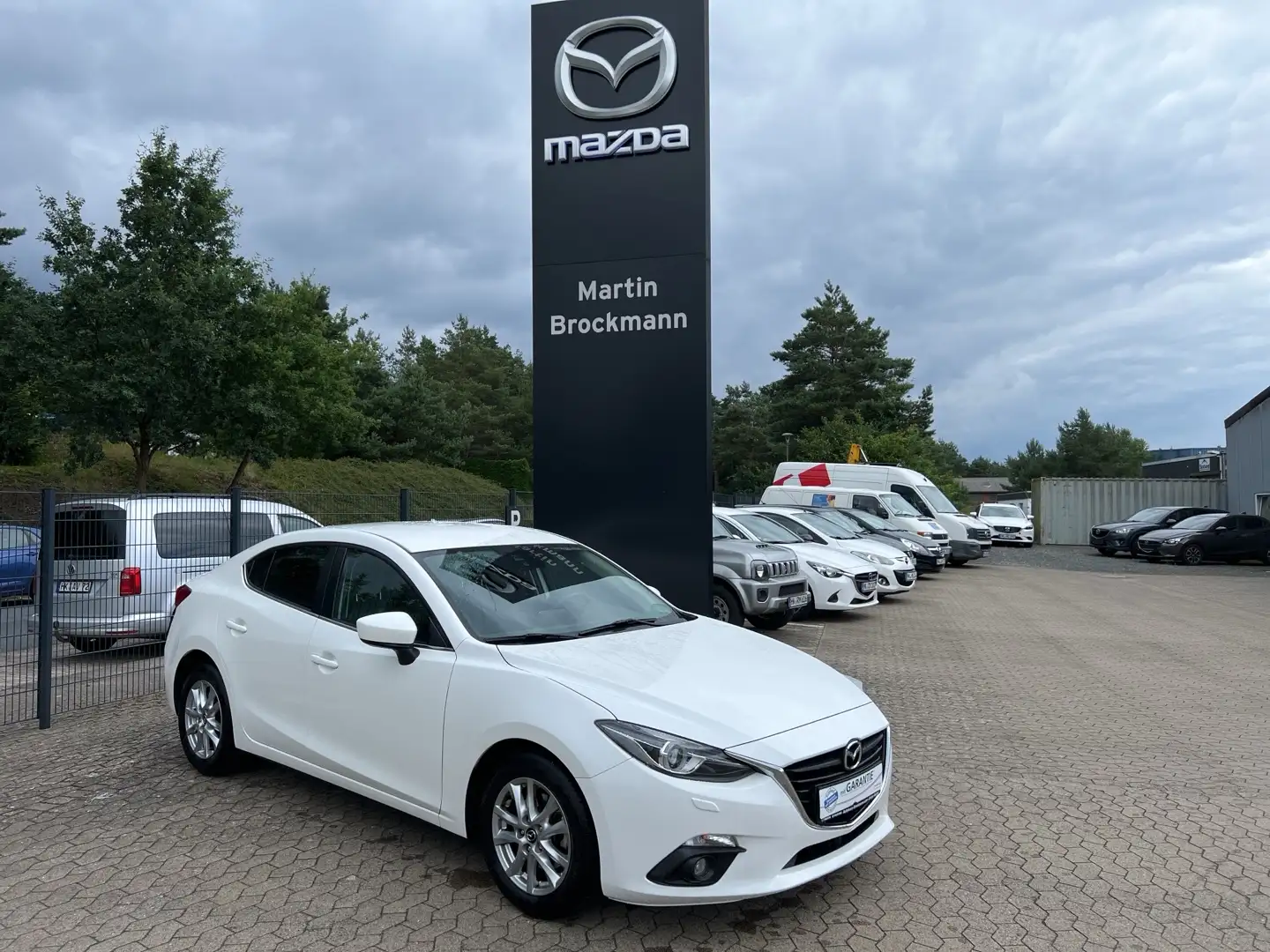 Mazda 3 SKYACTIV-G 120 6GS CENTER TOU-P LIC-P NAV Blanc - 1