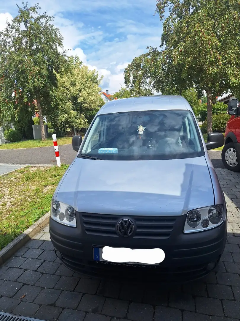 Volkswagen Caddy 1.6 Life Style (5-Si.) Rollstuhlauto mit Rampe Серебристый - 1