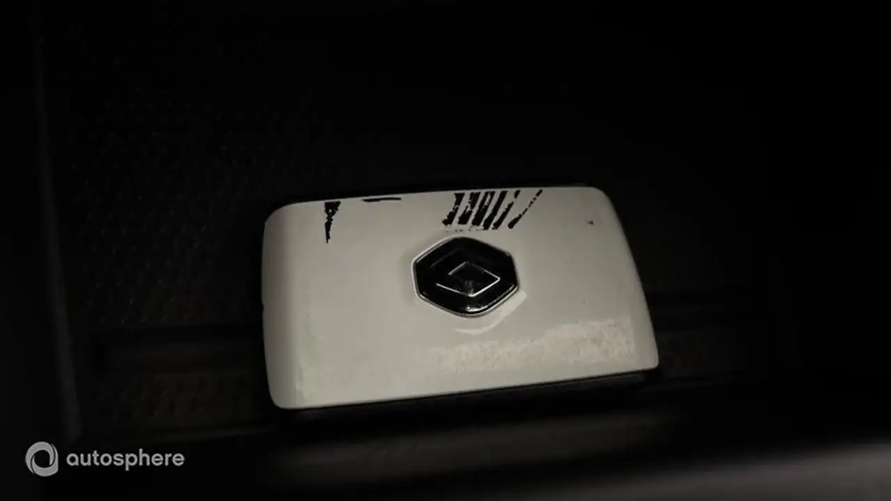 Renault Captur — photo 16
