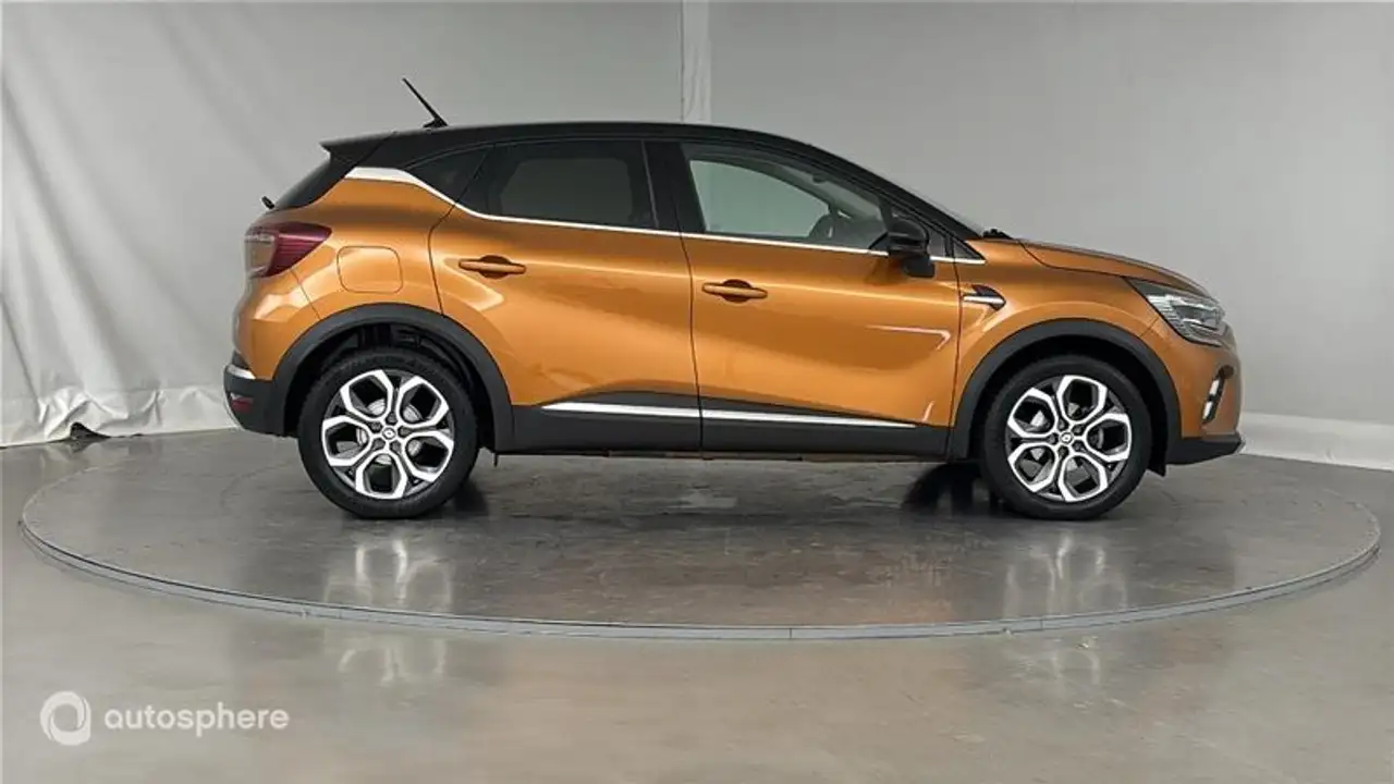 Renault Captur — photo 4