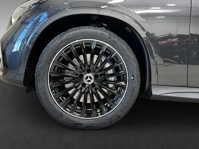 Mercedes-Benz 450 view 7