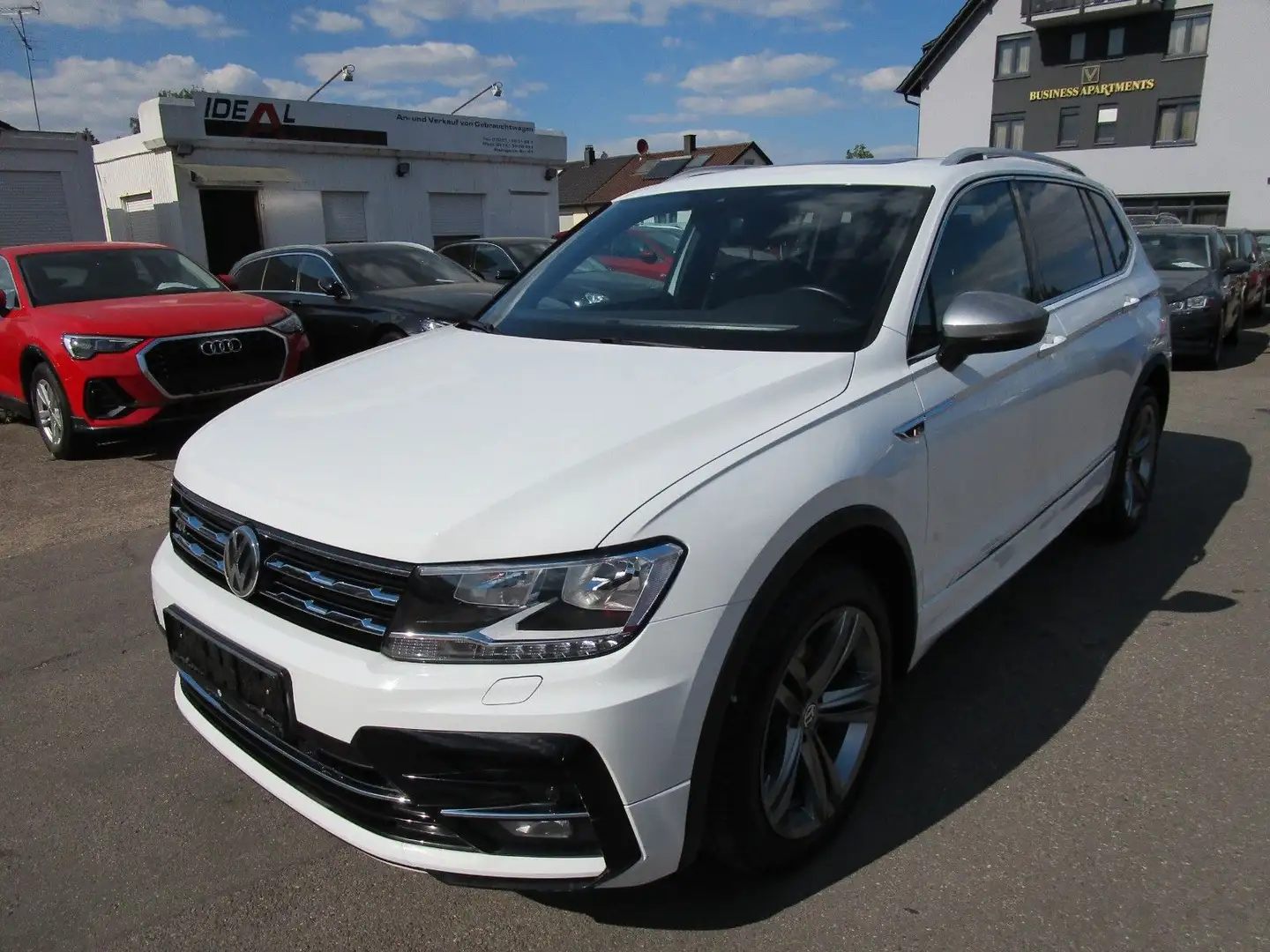 Volkswagen Tiguan Allspace R-Line PANO*NAVI*ACC*VIRTUAL*AHK Weiß - 1