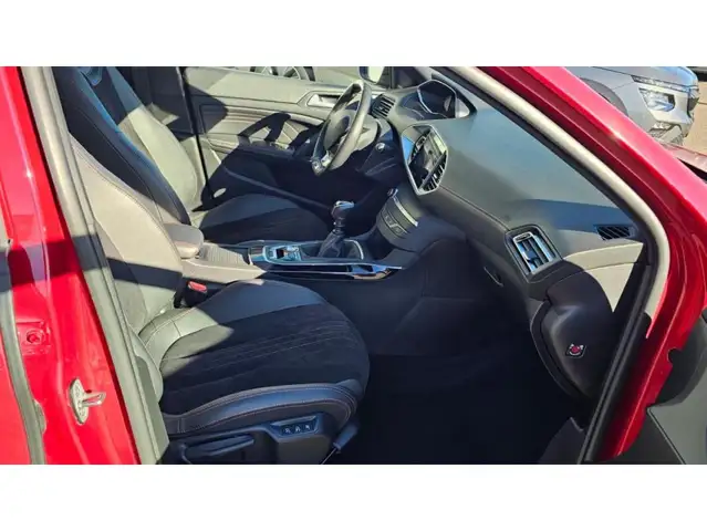 Peugeot 308 view 14