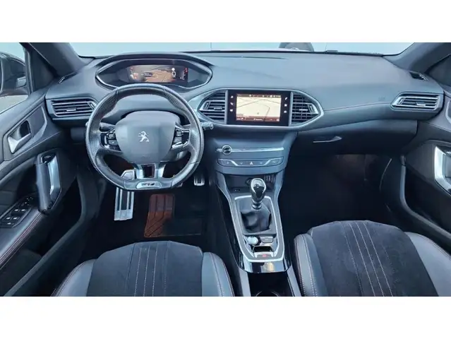 Peugeot 308 view 4