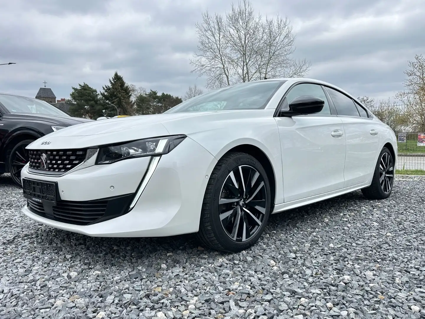 Peugeot 508 Hybrid225 GT/LED/360°/Navi/Massage/ACC/Night Weiß - 2