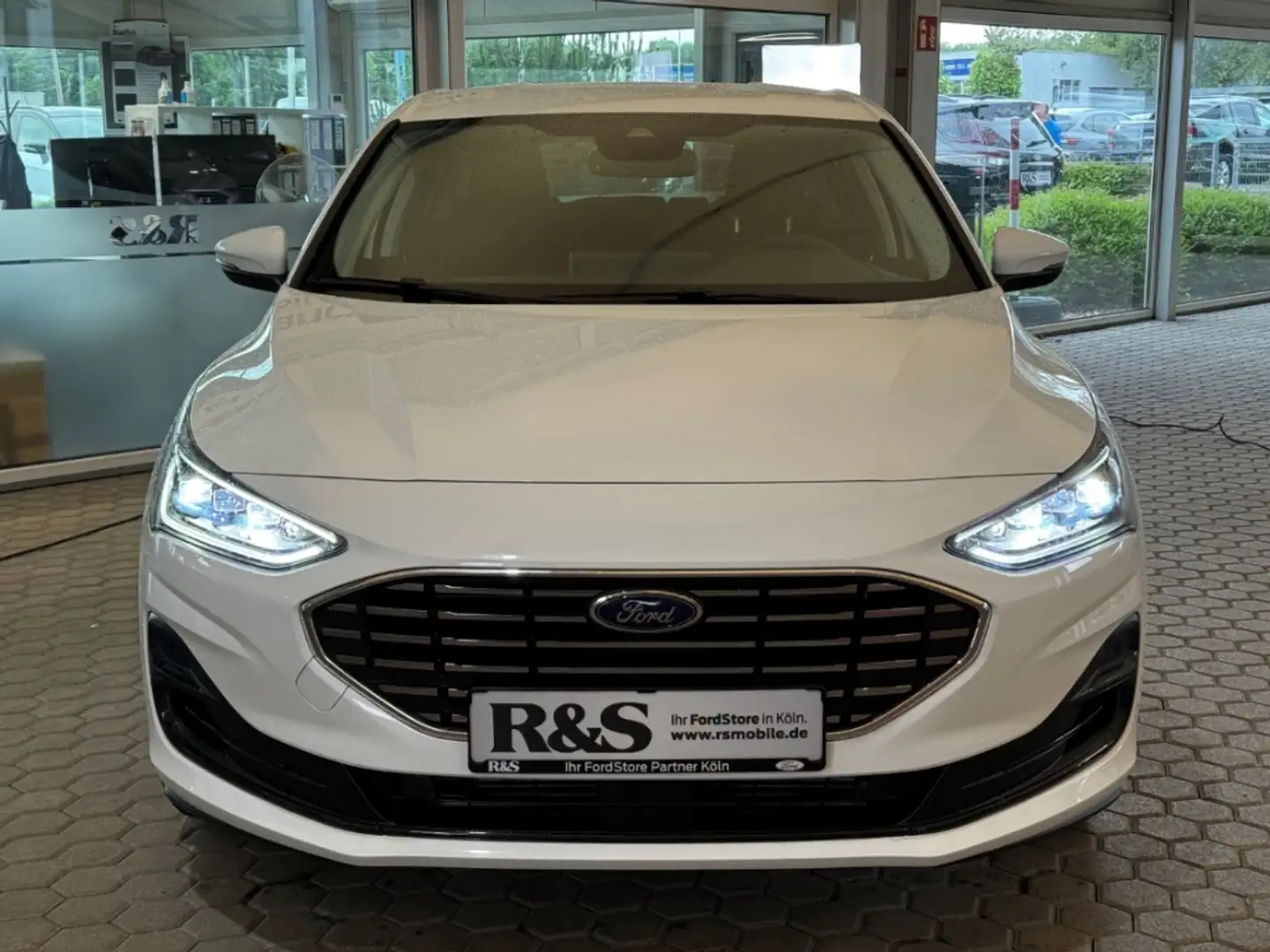 Ford Focus Titanium X MHEV+Automatik+Matrix-LED+B&O Weiß - 2