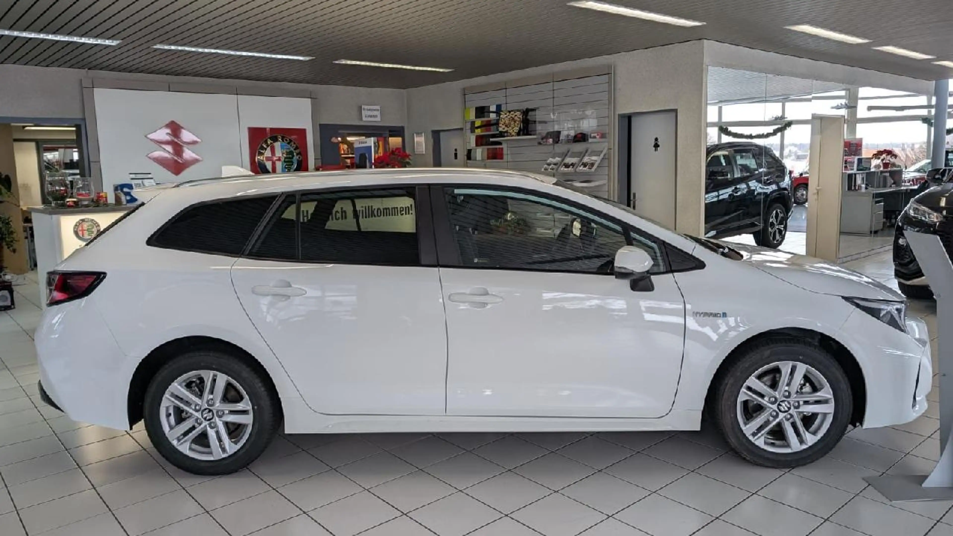 Suzuki Swace 1.8 Hybrid Comfort+ — photo 7