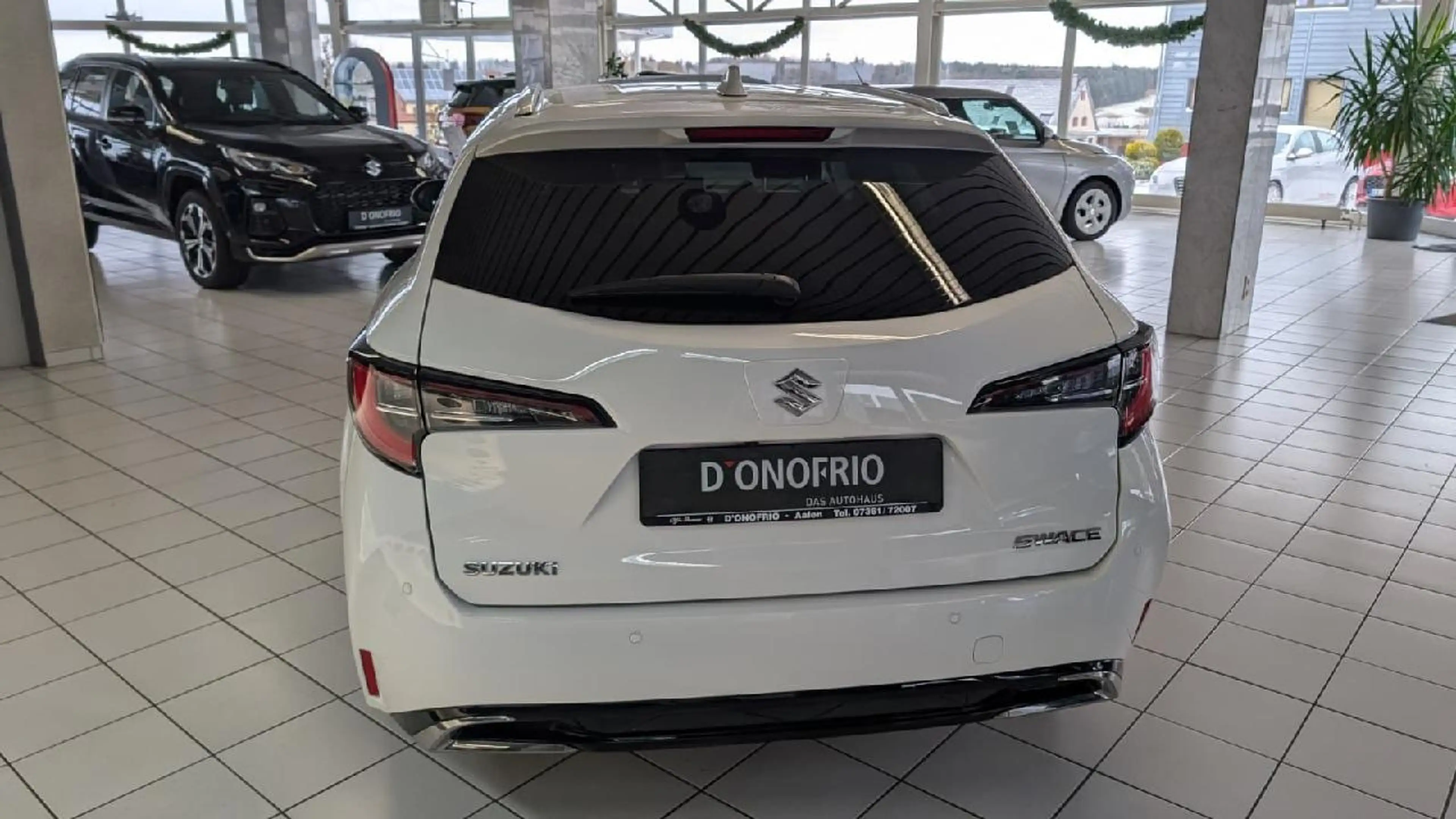 Suzuki Swace 1.8 Hybrid Comfort+ — photo 5