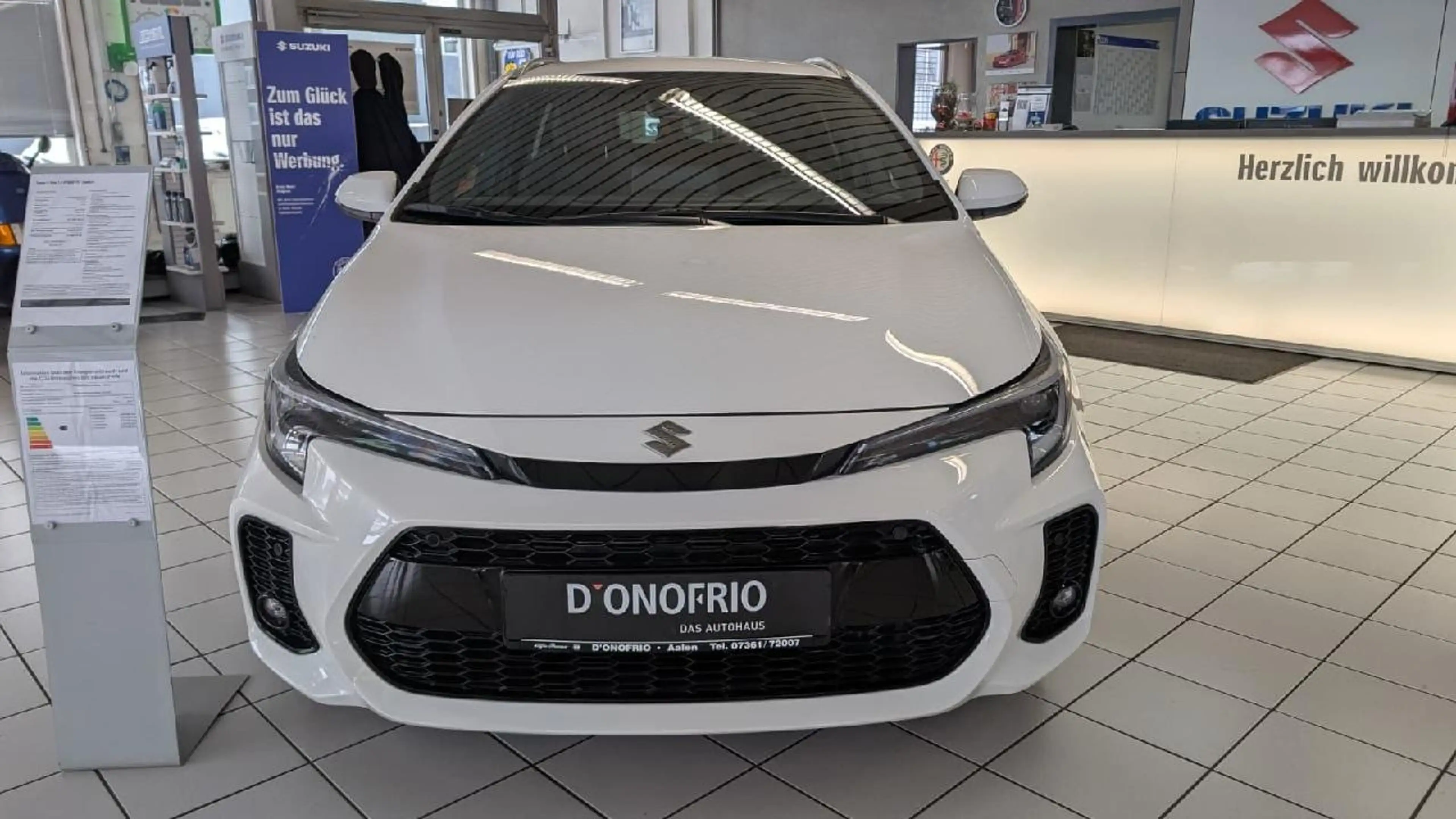 Suzuki Swace 1.8 Hybrid Comfort+ — photo 2
