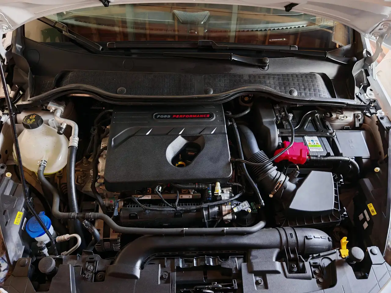 Ford Fiesta ST — photo 10