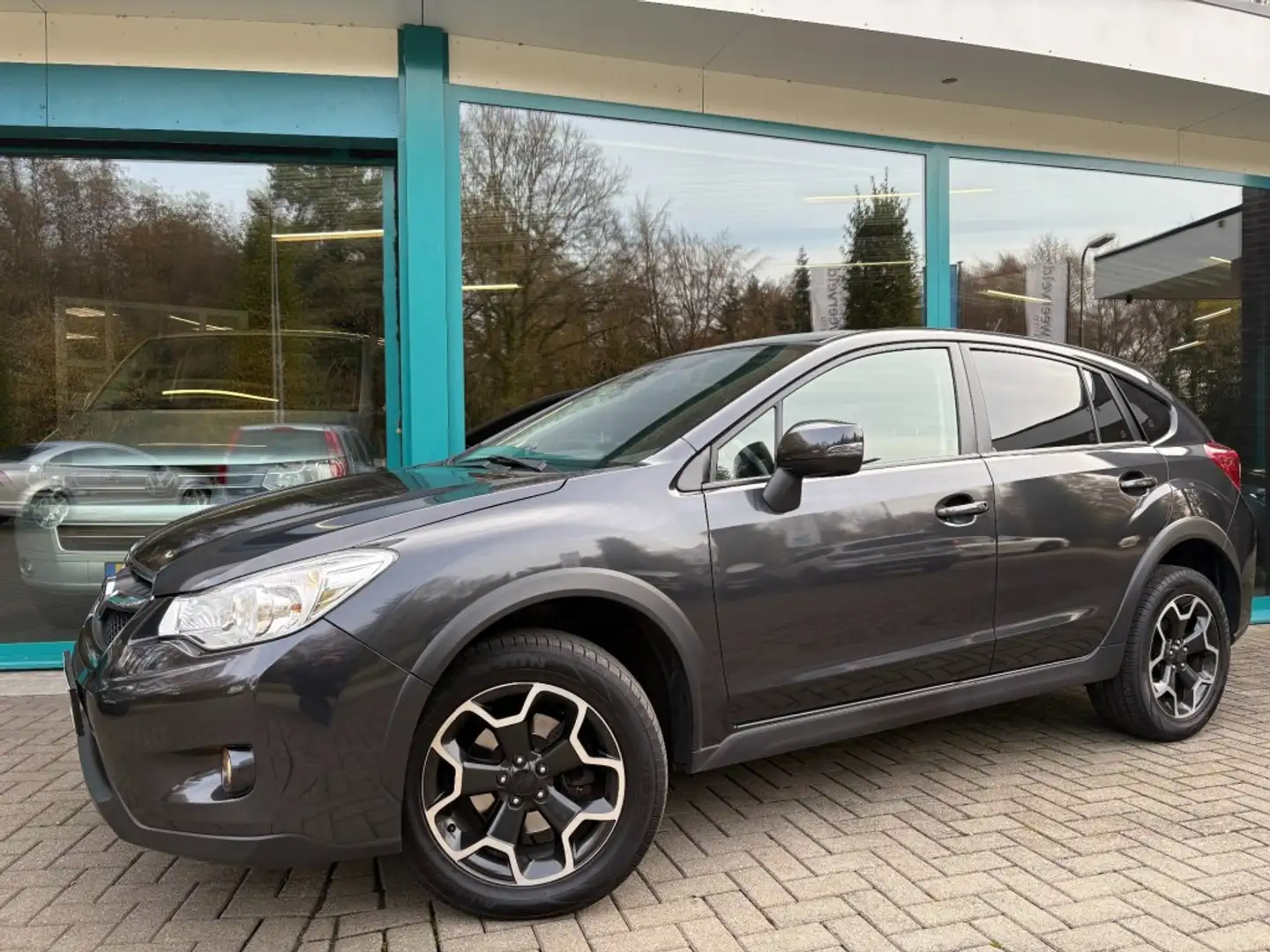 Subaru XV 2.0i LUXURY AWD AUTOMAAT Camera, Cruise, Climate, Gris - 1