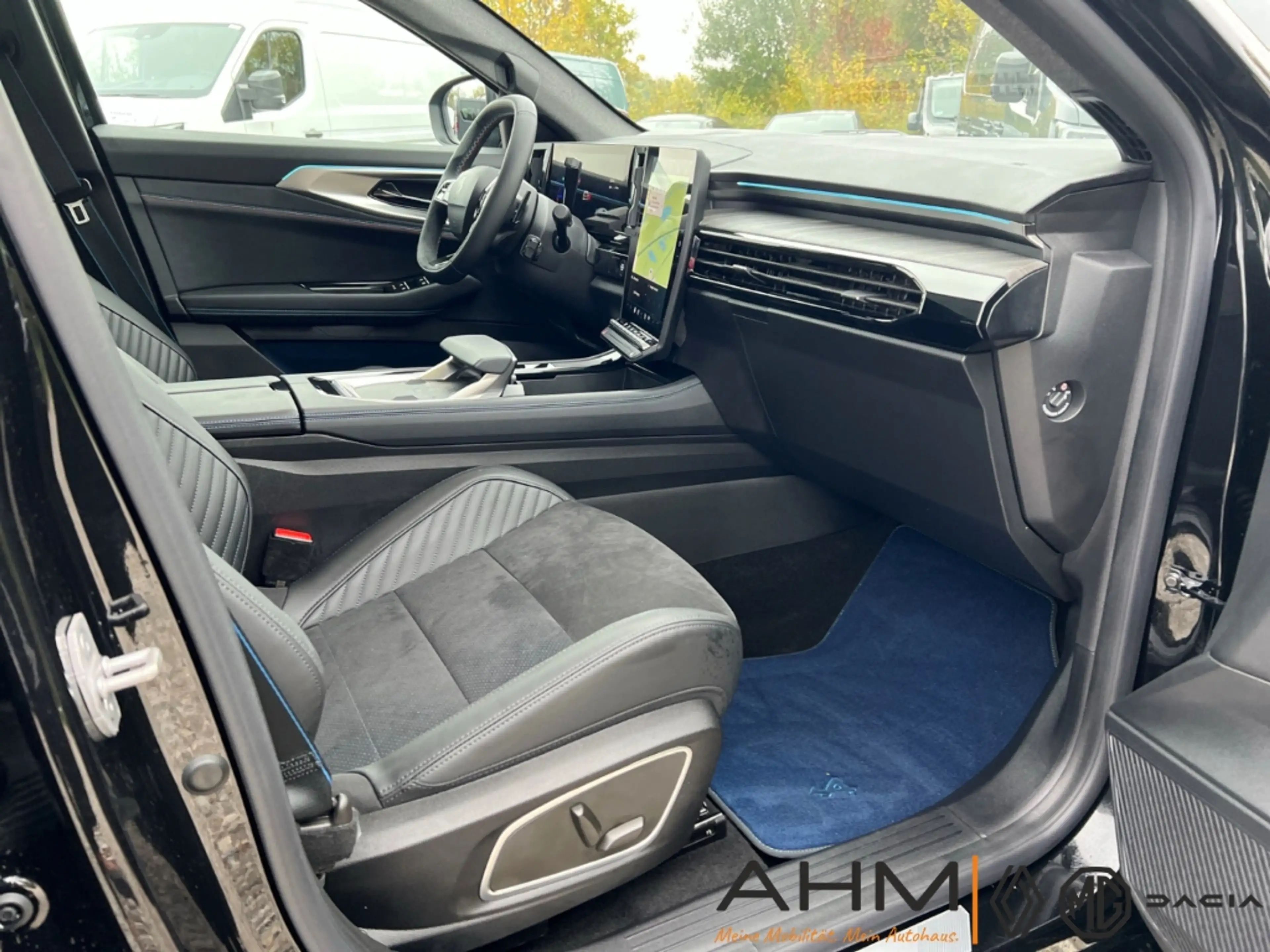 Renault Rafale 200 Full Hybrid Esprit Alpine Solarbay — photo 14