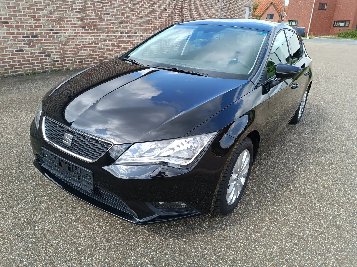 SEAT Leon 1.2 TSI  Style App-Conect Pdc Cruise contr Noir - 1