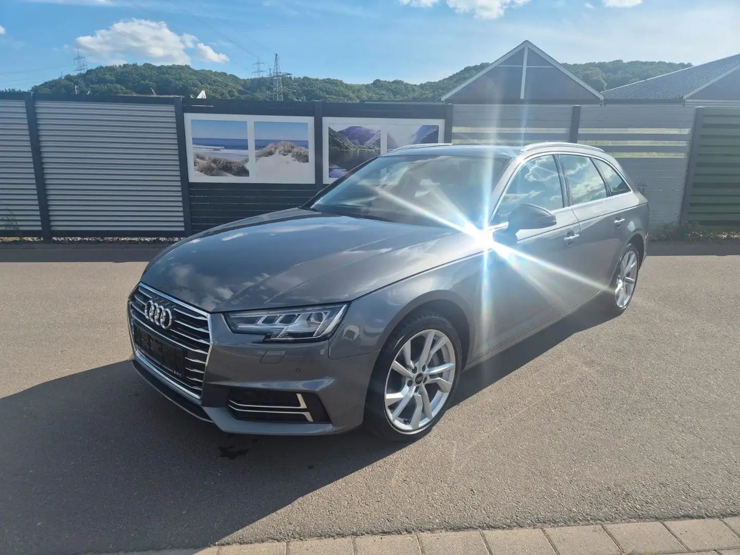 Audi A4 Avant 45 TDI quattro design Matrix Grigio - 1