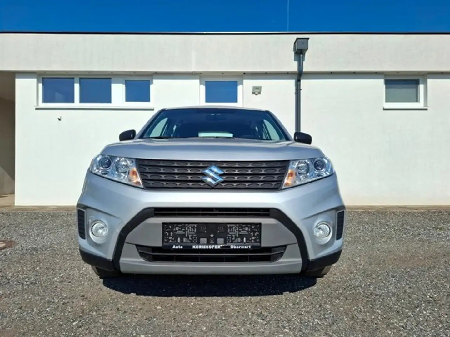 Suzuki Vitara 1.6 ALLGRIP clear / AHK / 67.000 KM! Silber - 2