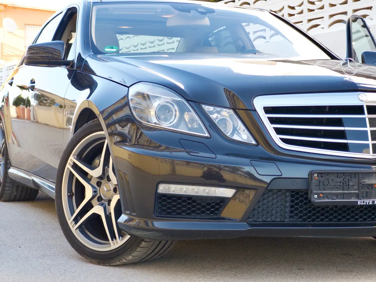 Mercedes-Benz E 63 AMG special edition Fekete - 1