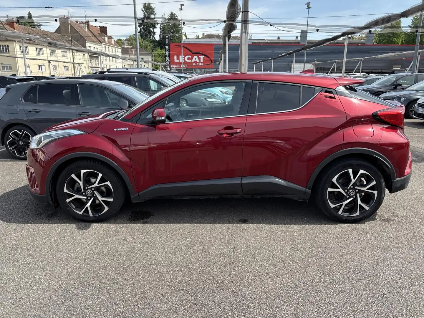 Toyota C-HR 1.8 HYBRIDE 122 DESIGN Red - 2