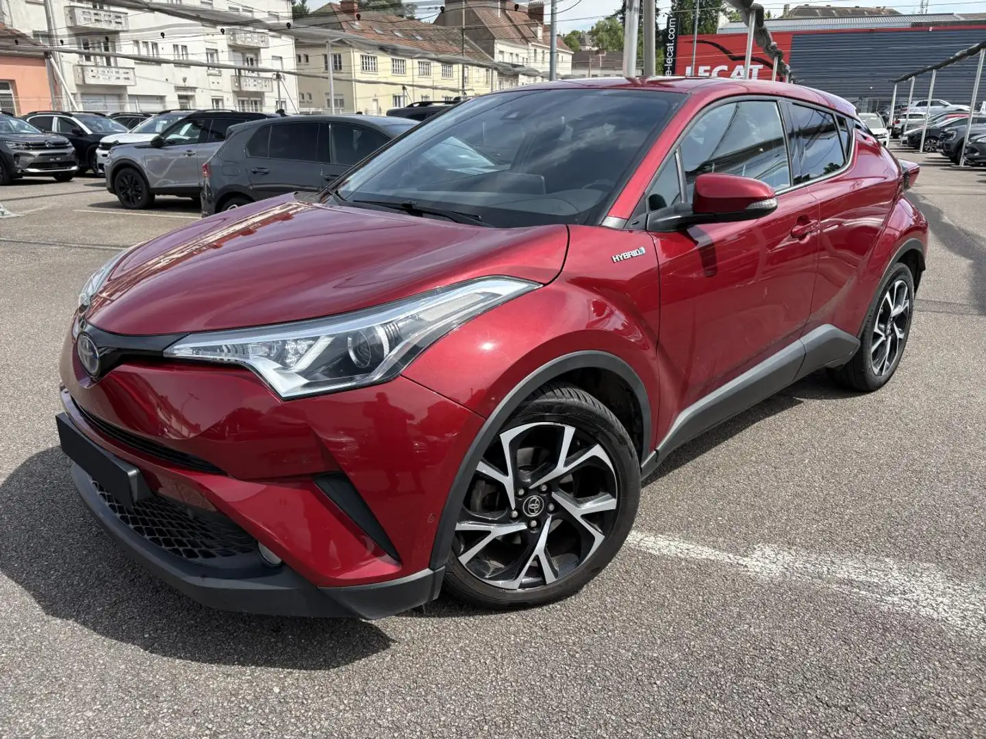 Toyota C-HR 1.8 HYBRIDE 122 DESIGN Red - 1