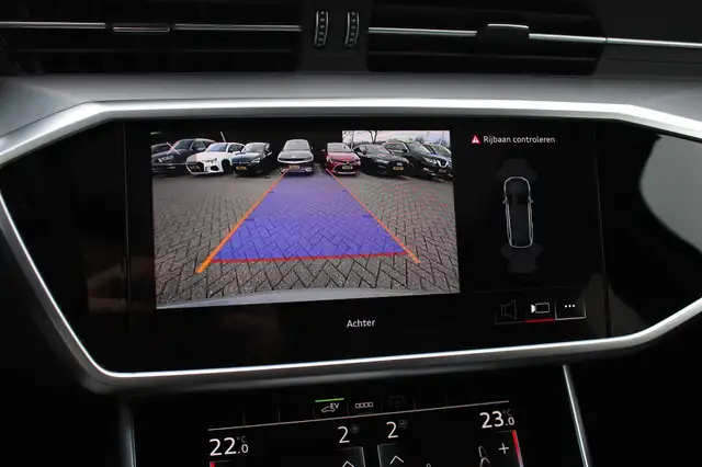 Audi A6 view 21