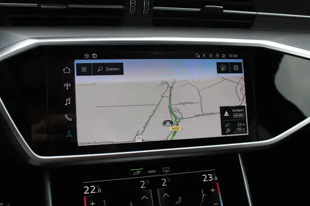 Audi A6 view 23