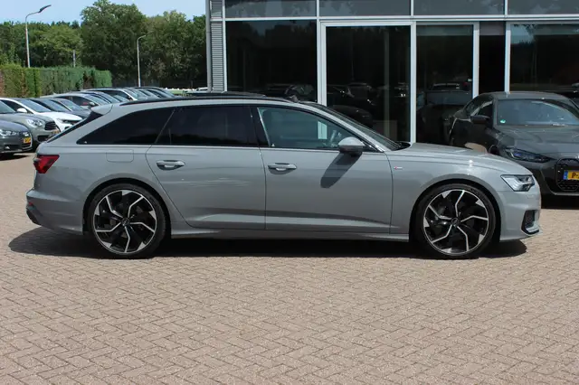 Audi A6 view 6