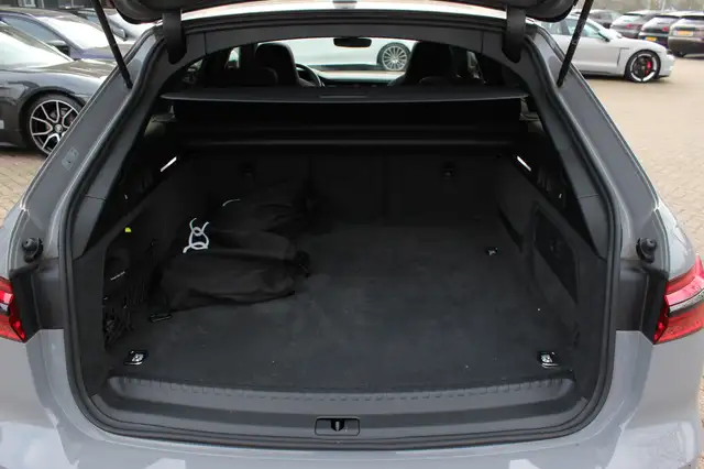 Audi A6 view 17