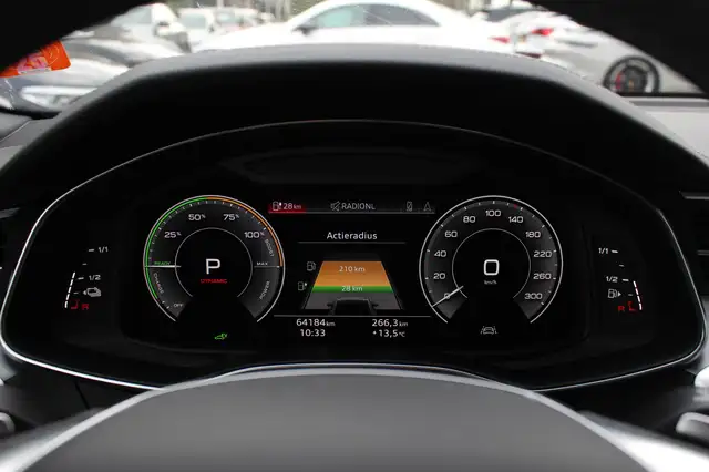 Audi A6 view 19