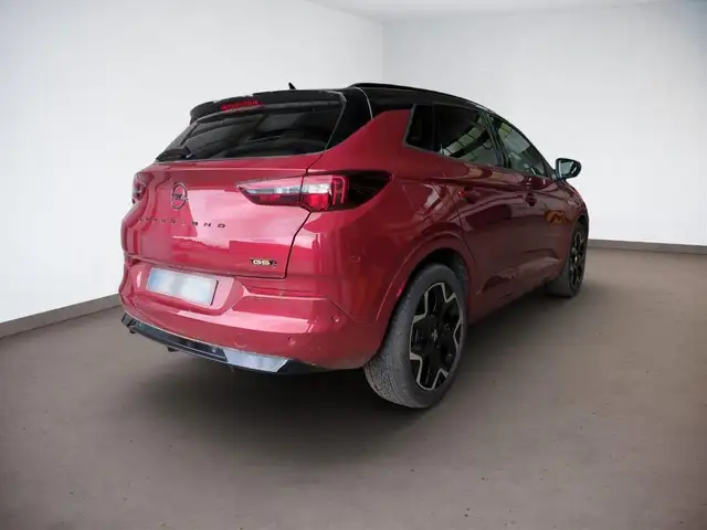 Opel Grandland X view 3