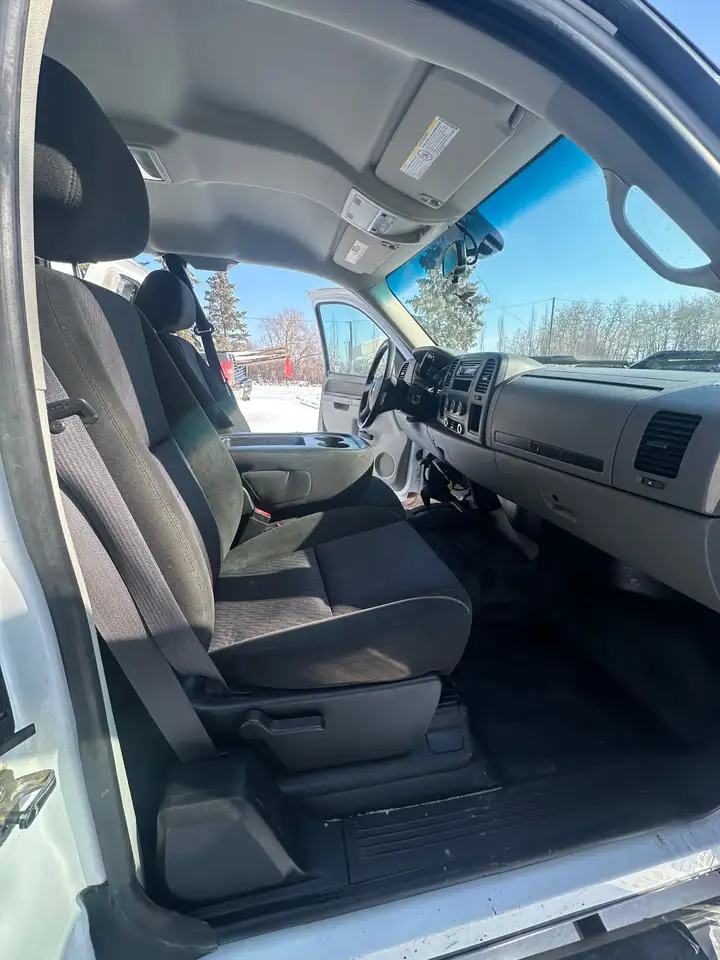 GMC Sierra 2500HD photo GMC Sierra 2500HD