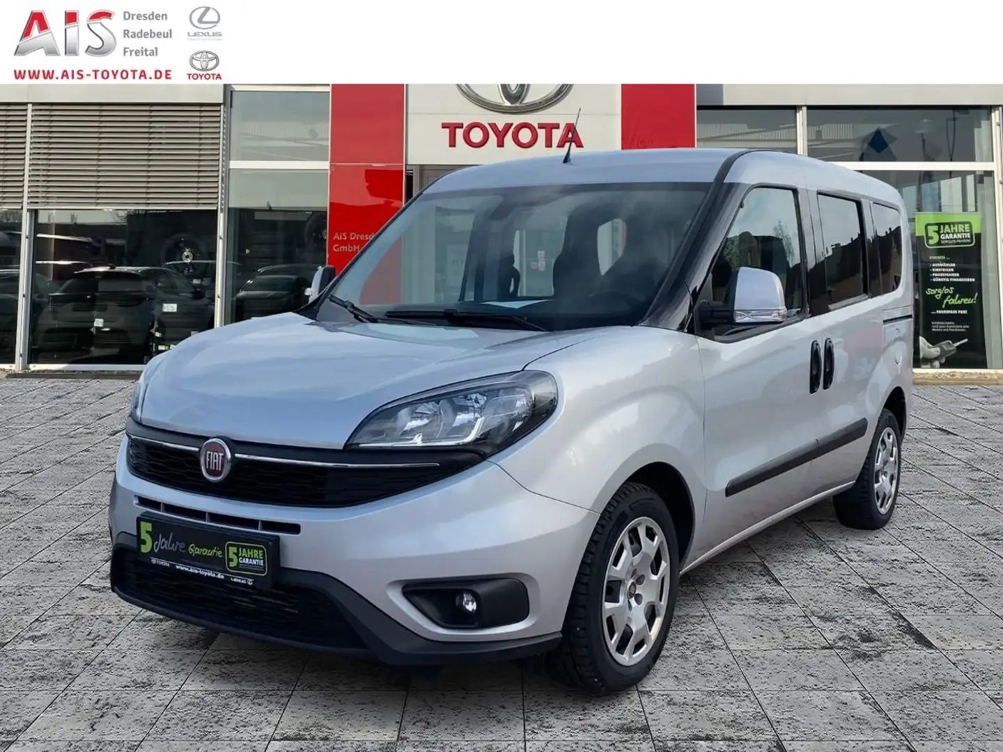 Fiat Doblo Cago Kombi 1.6 Multijet SX Navi KAM LM Ezüst - 2