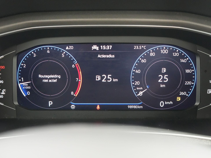 Volkswagen T-Roc 1.5 TSI Style Business | Virtual | Camera | ACC | — photo 24