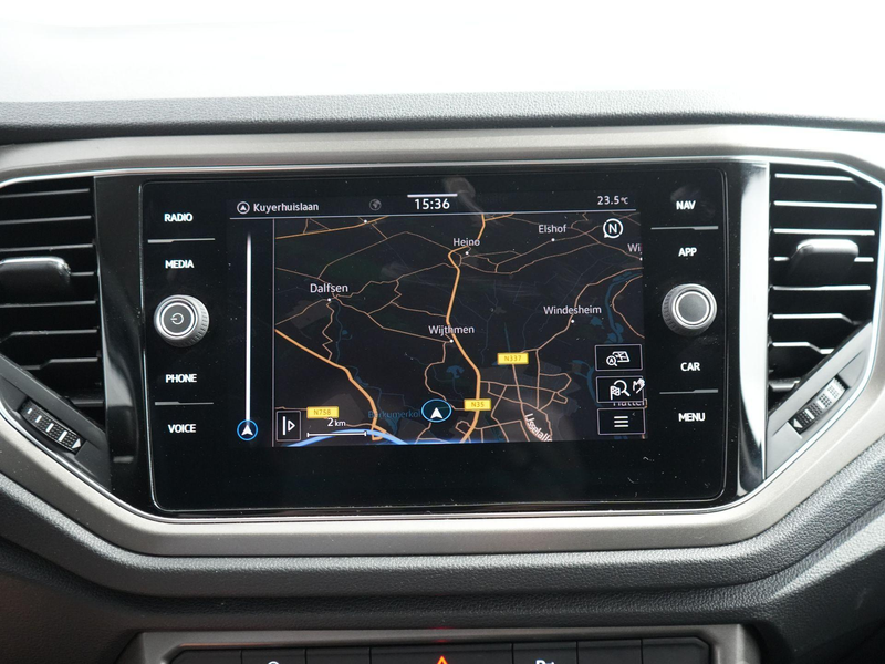 Volkswagen T-Roc 1.5 TSI Style Business | Virtual | Camera | ACC | — photo 16