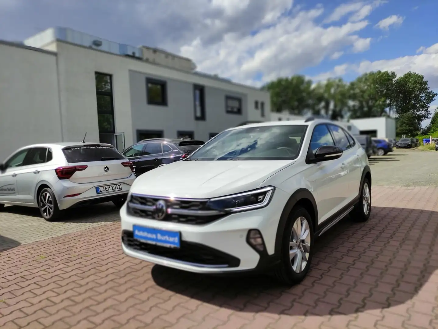 Volkswagen Taigo Goal 1.0 TSI+116Ps+DSG+AHZV+LED+RFK+Navi+ Bianco - 1