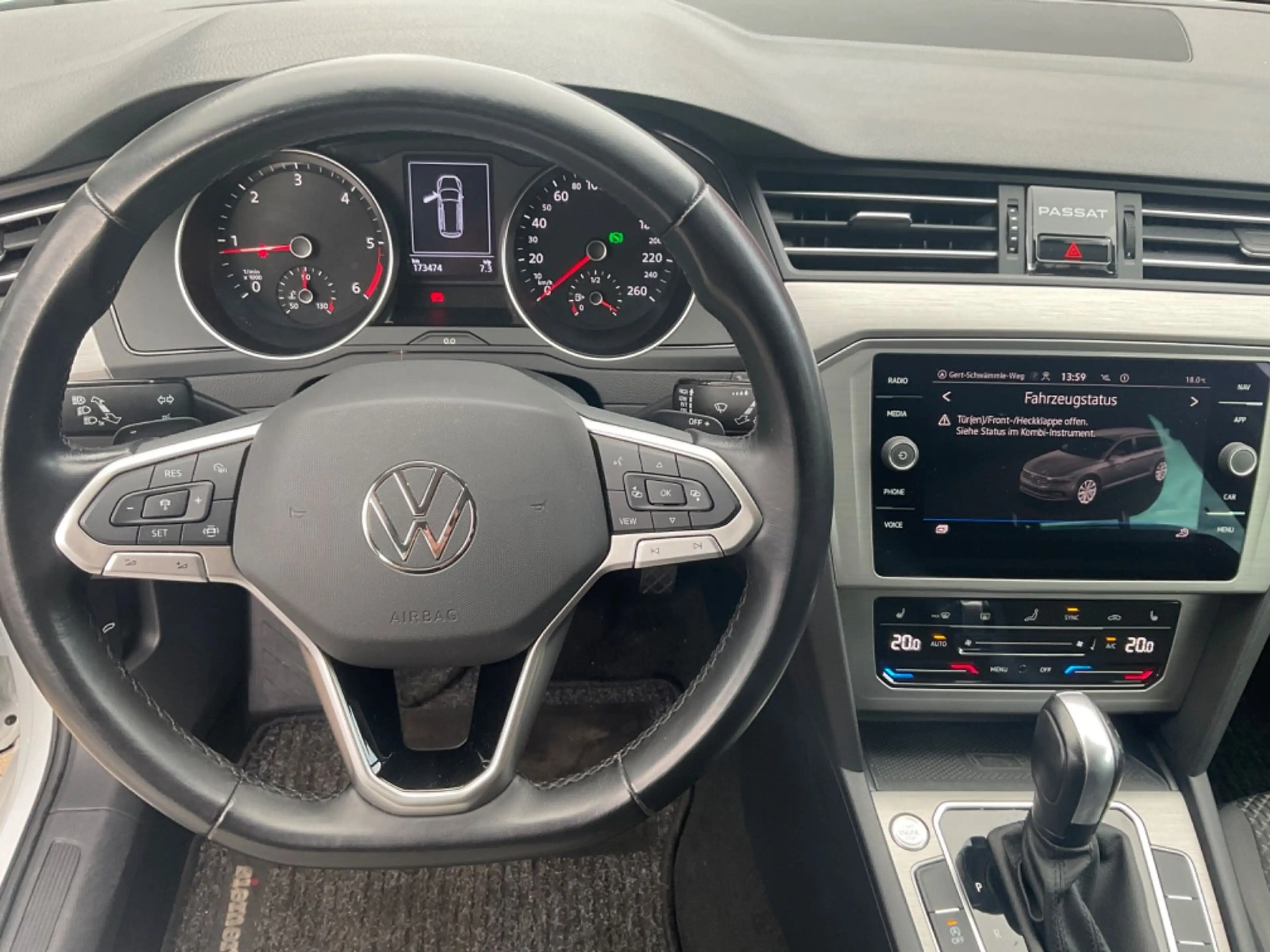 Volkswagen Passat Variant Basis TÜV 09.2027 1 HAND — photo 15