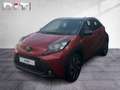 Toyota Aygo X 1.0 Teamplayer Klima Kamera Sitzhzg Rot - thumbnail 1