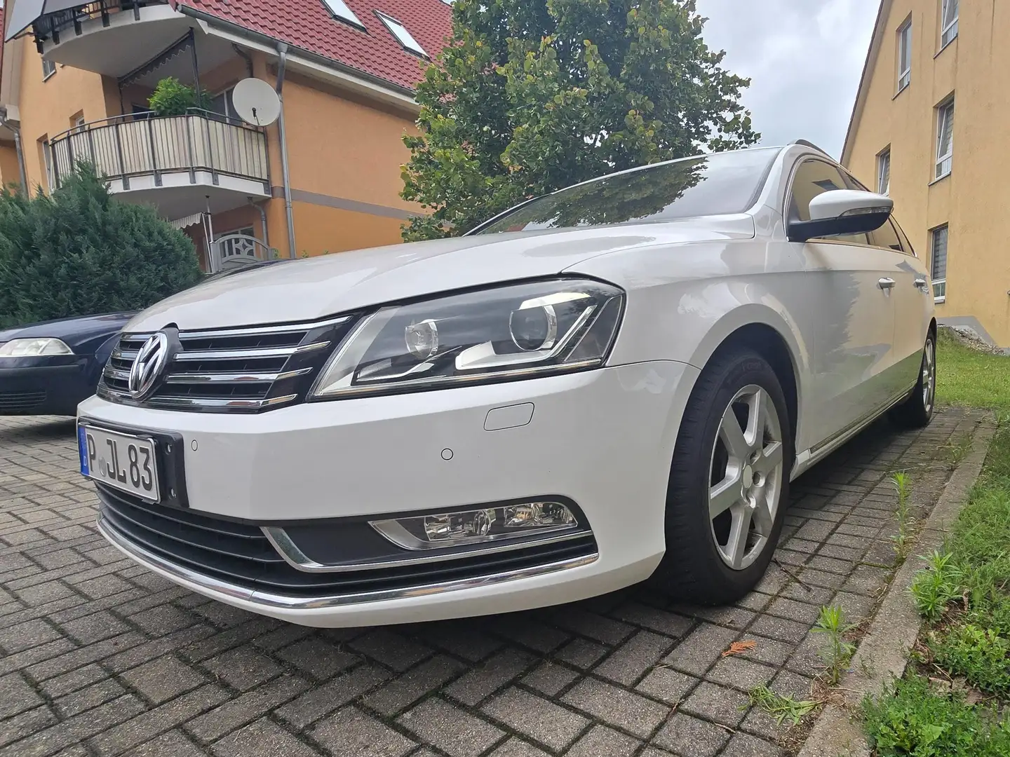 Volkswagen Passat Variant 1.4 TSI BlueMotion Comfortline Bílá - 2